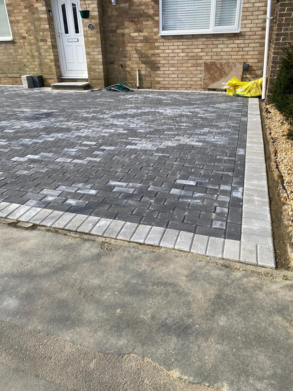 Block paving driveway example